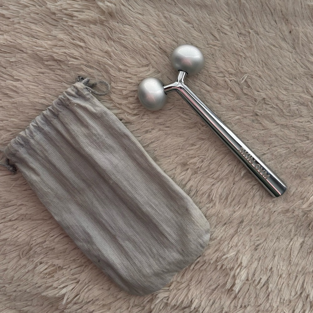Skin Gym Stainless Steel Facial Roller/Sculptor